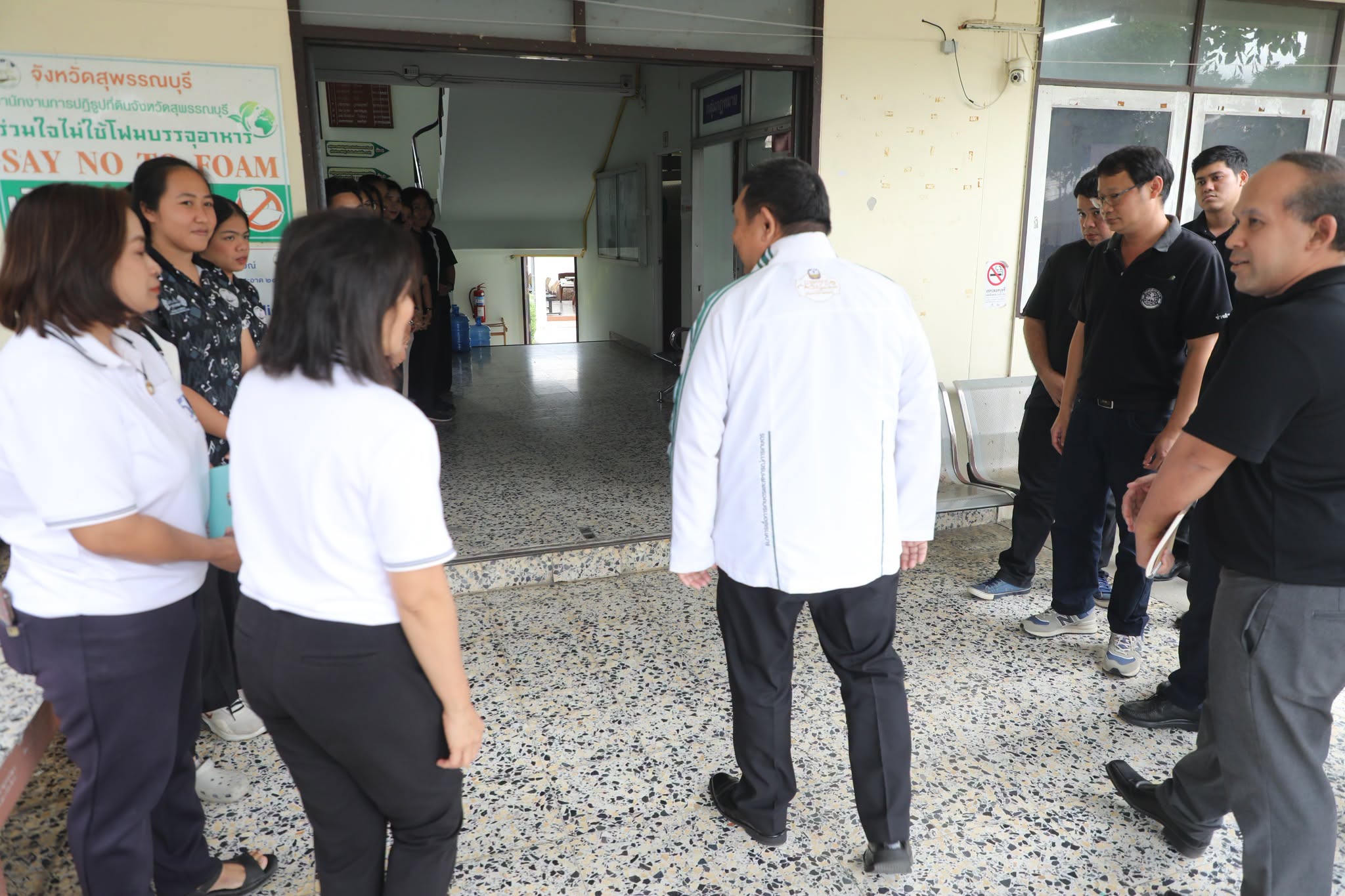 title - เลขาธิการ ส.ป.ก. ตรวจเยี่ยม ส.ป.ก. สุพรรณบุรี